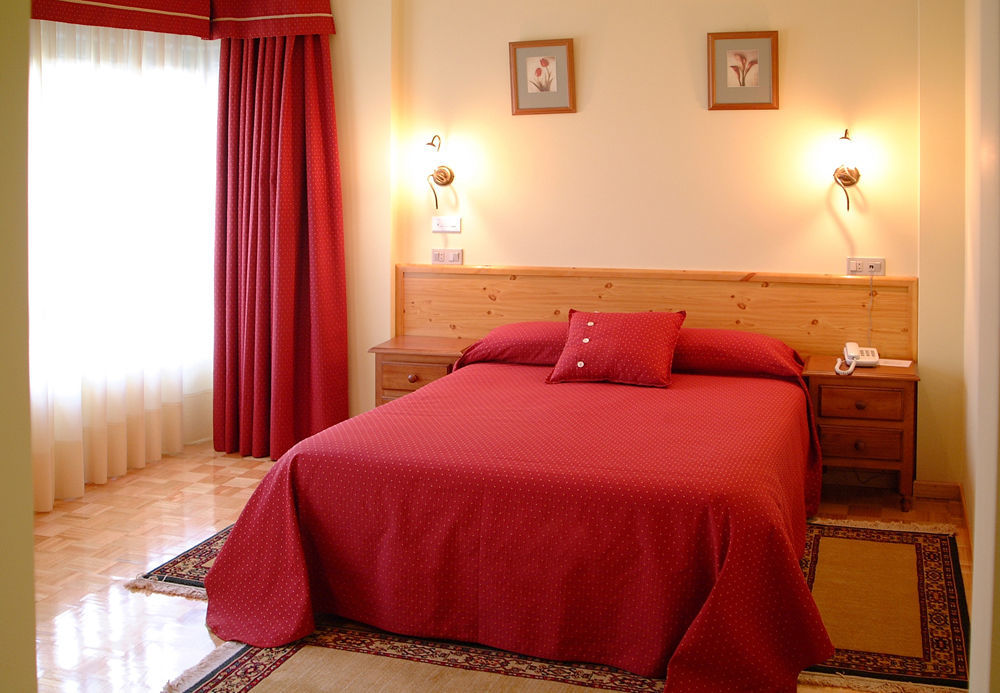 Hotel San Briz A Pontenova Zewnętrze zdjęcie