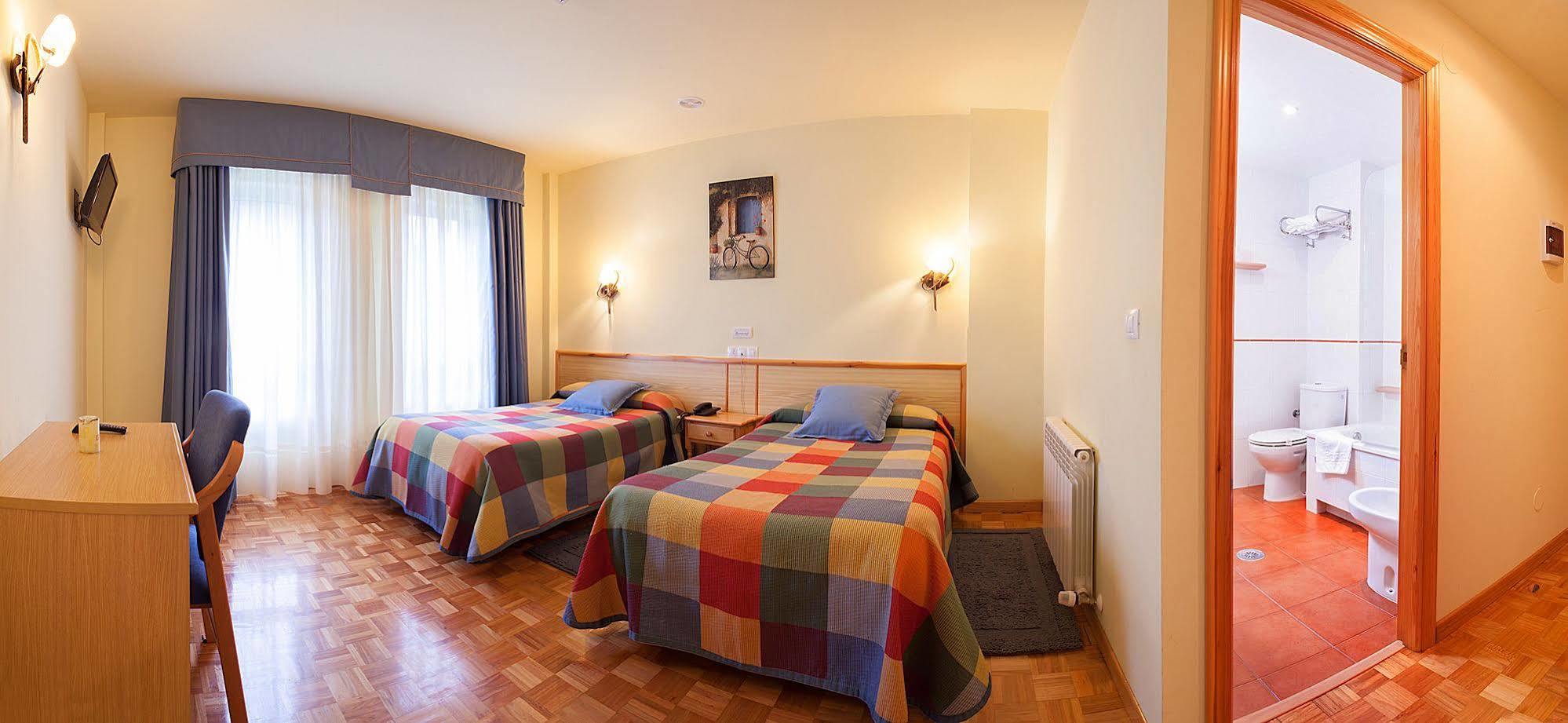 Hotel San Briz A Pontenova Zewnętrze zdjęcie